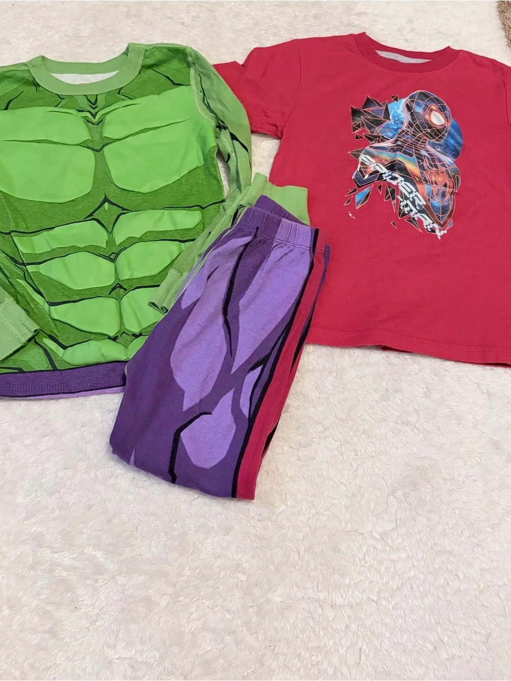 Marvel Super Hero Pajama & Graphic Tee 3-Piece Lot size 6
